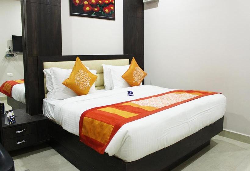 Hotel Oyo Premium Taj Nagari 7