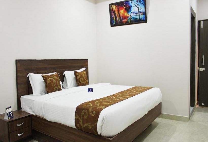 Hotel Oyo Premium Taj Nagari 9