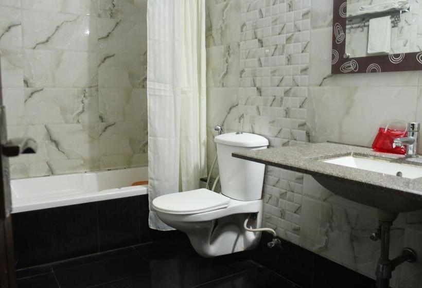 Hotel Oyo Premium Agra Cantt Idgah Road 18