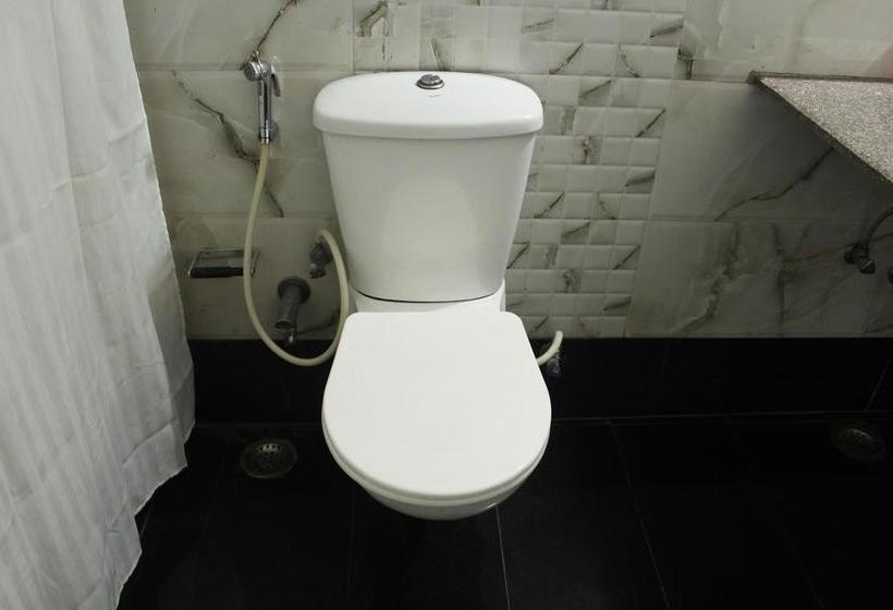 Hotel Oyo Premium Agra Cantt Idgah Road 20