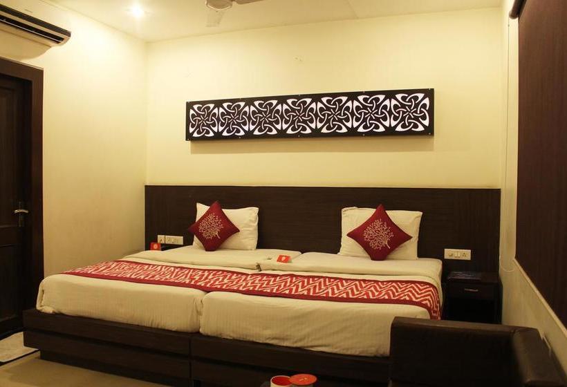 Hotel Oyo Premium Agra Cantt Idgah Road 3