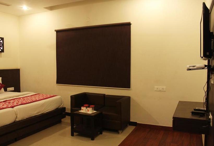 Hotel Oyo Premium Agra Cantt Idgah Road 6