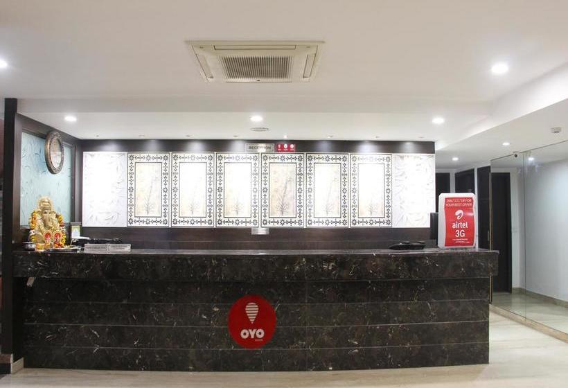 Hotel Oyo Premium Sanjay Place