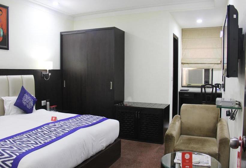 Hotel Oyo Premium Sanjay Place 10