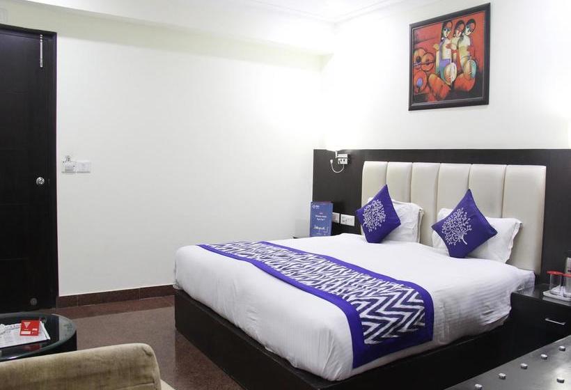 Hotel Oyo Premium Sanjay Place 13