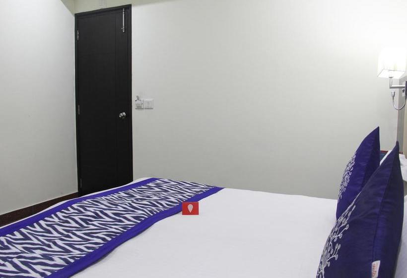 Hotel Oyo Premium Sanjay Place 5