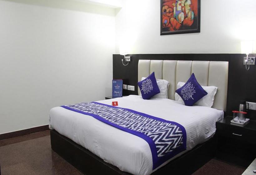 Hotel Oyo Premium Sanjay Place 8