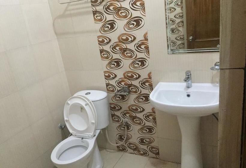 Bonfire Hostels Rishikesh 14