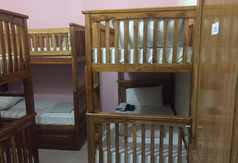 Bonfire Hostels Rishikesh 15