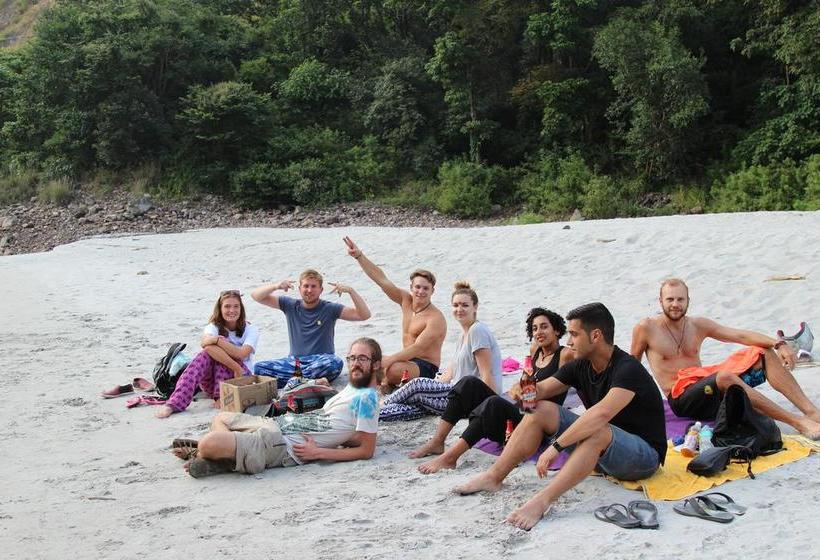 Bonfire Hostels Rishikesh 19