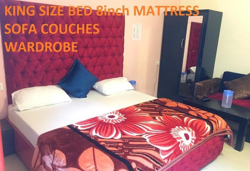 Bonfire Hostels Rishikesh 2