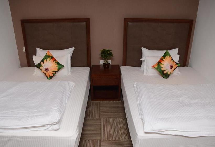 Hotel Prasang Presidency 19