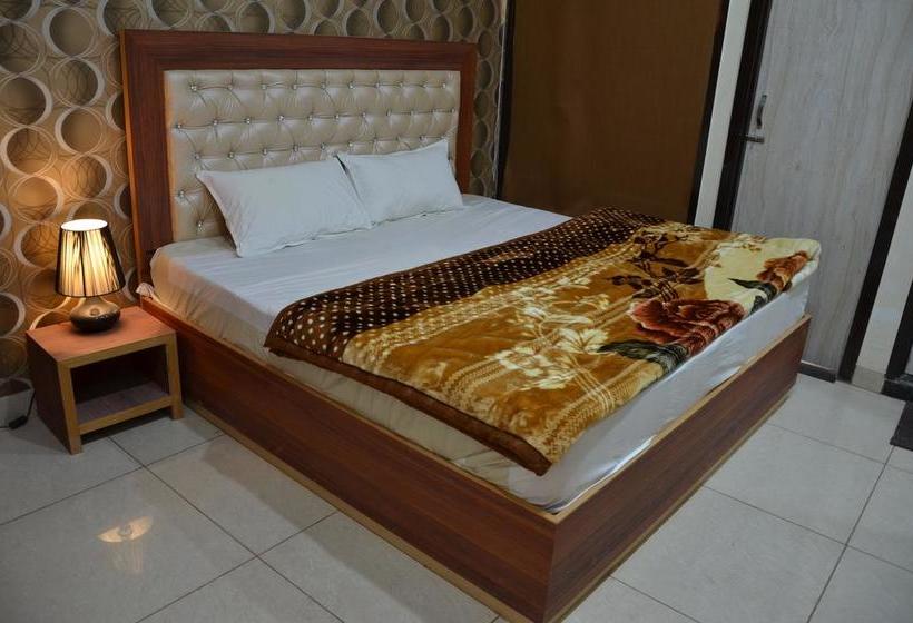 Heaven Blu Hotel & Resort 10