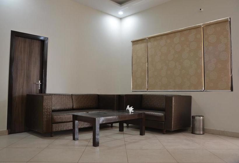 Heaven Blu Hotel & Resort 16