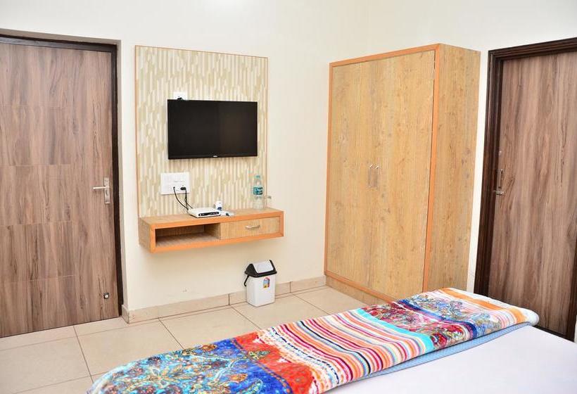 Heaven Blu Hotel & Resort 3