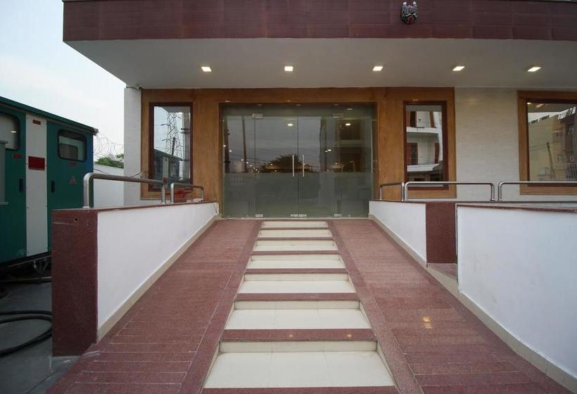 Hotel Zinc By Hummingbird 12