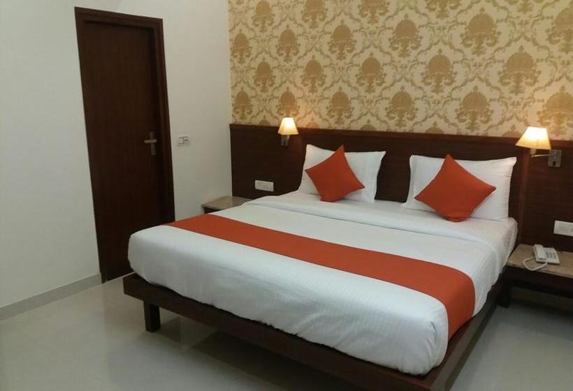 Hotel Zinc By Hummingbird 15