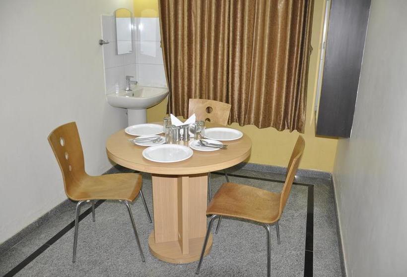 Hotel Clara Prime Inn 11