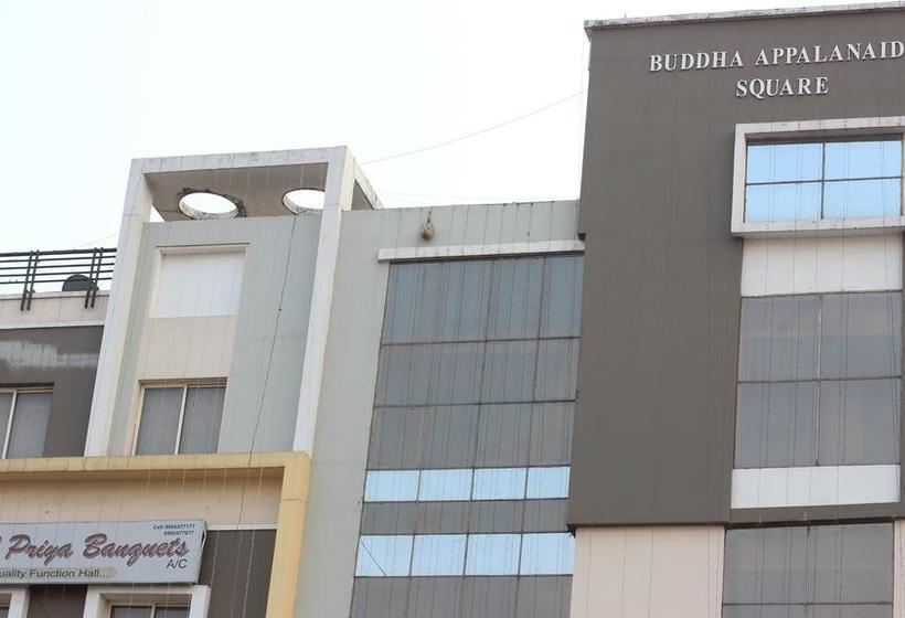 Hotel Siri Varshini Inn