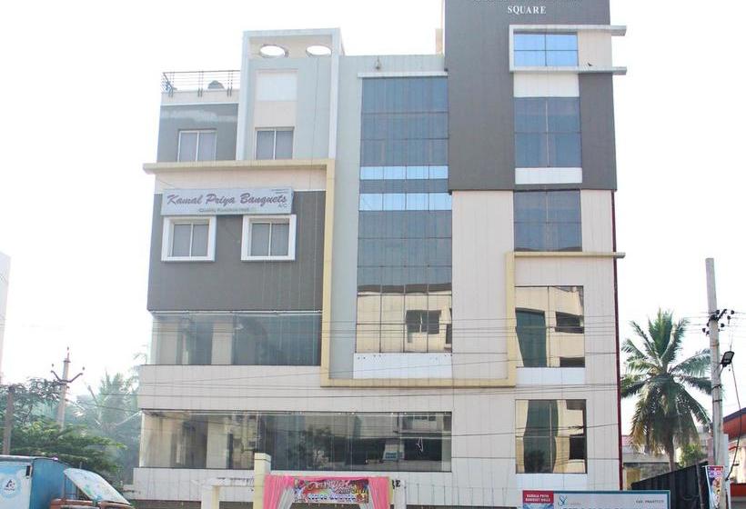 Hotel Siri Varshini Inn 1