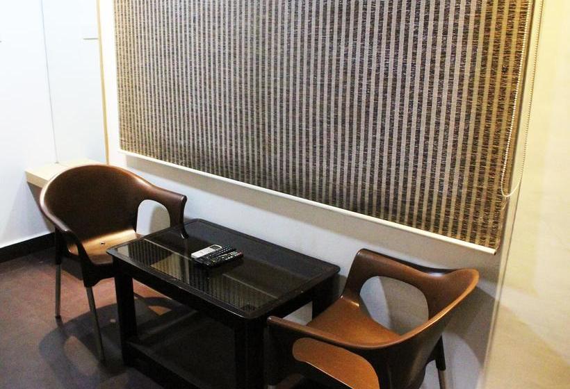 Hotel Siri Varshini Inn 11