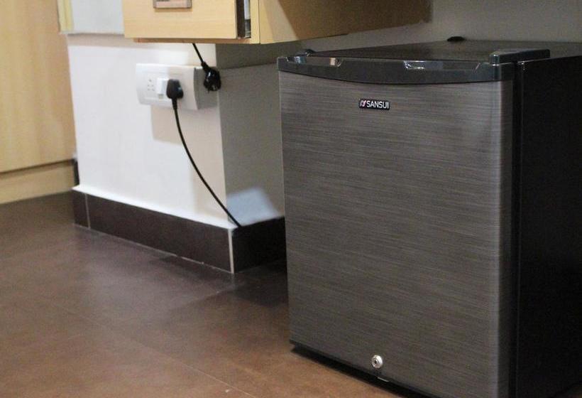 Hotel Siri Varshini Inn 13