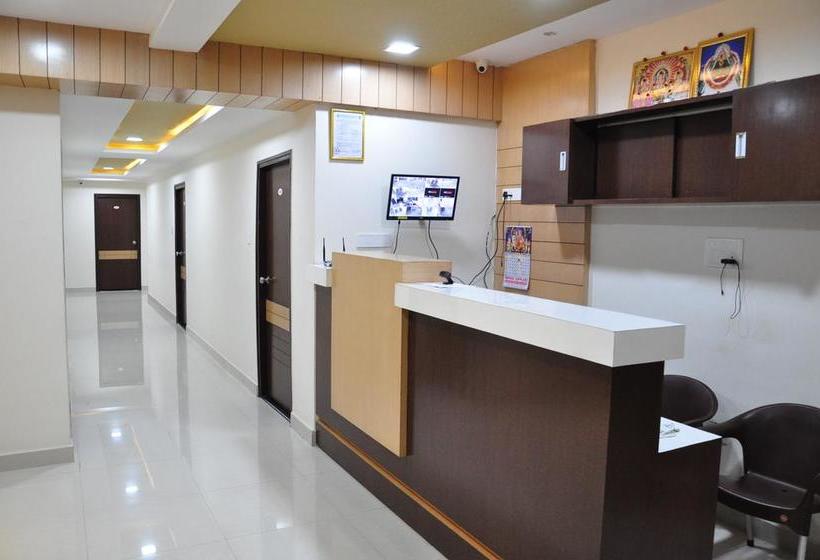 Hotel Siri Varshini Inn 2