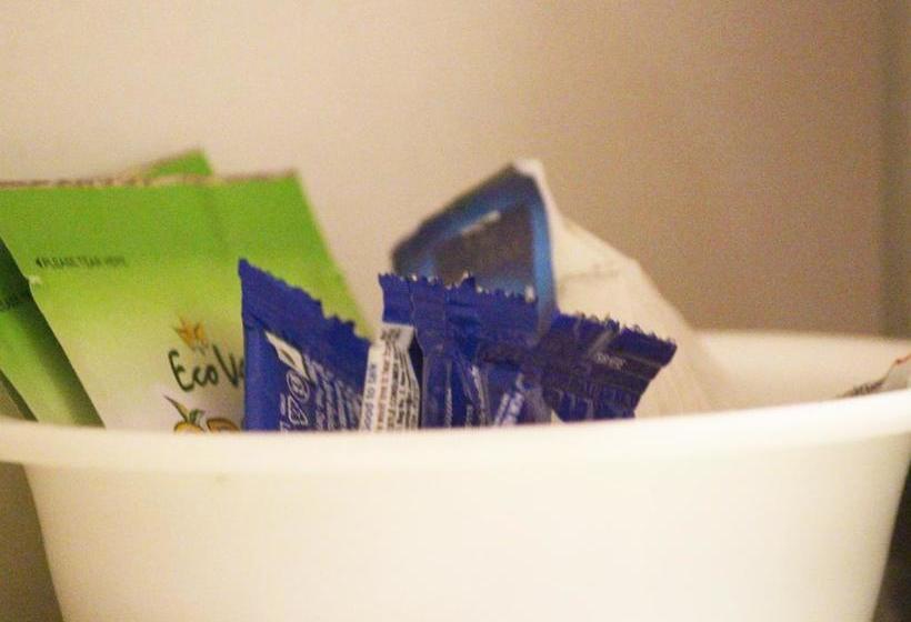 Hotel Siri Varshini Inn 8