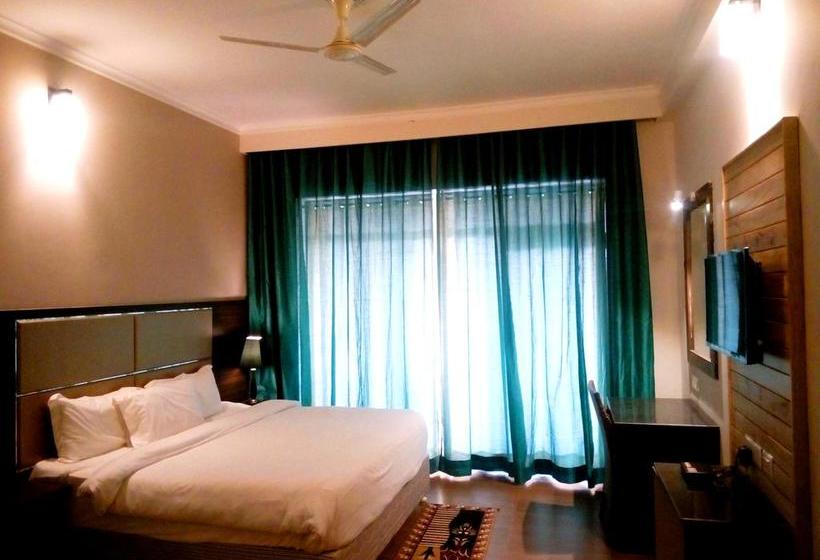 Riverarch Greenfields Resort 1