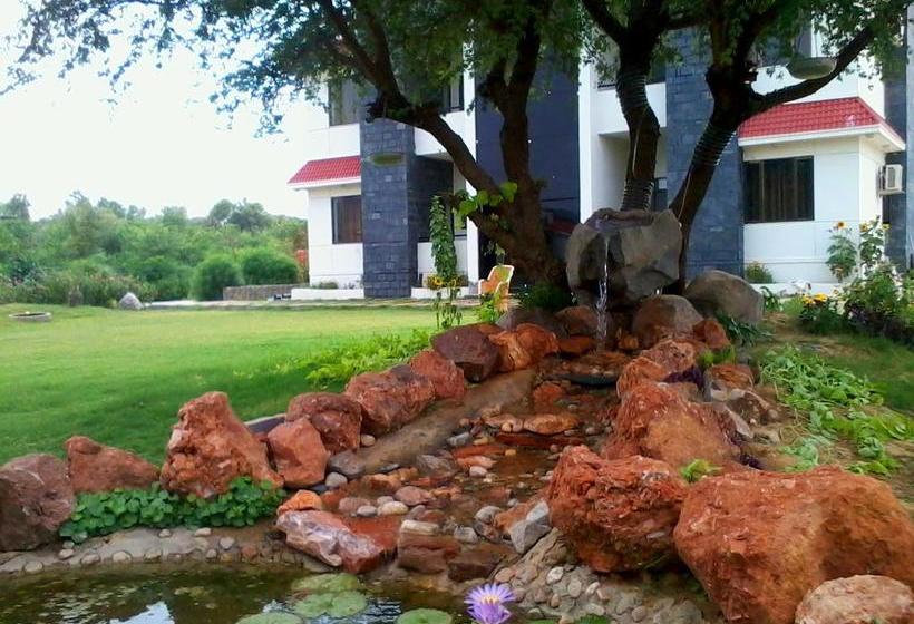 Riverarch Greenfields Resort 18