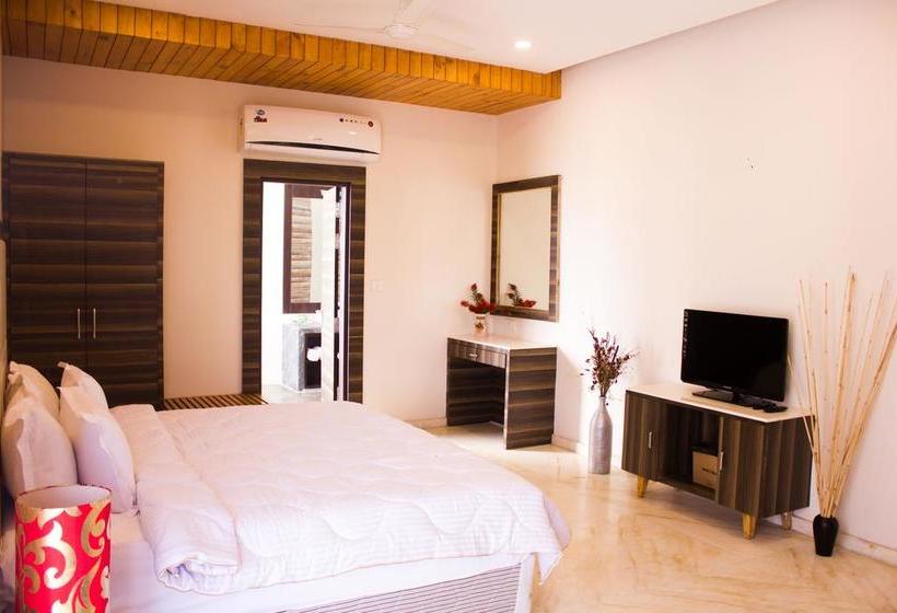 Riverarch Greenfields Resort 2