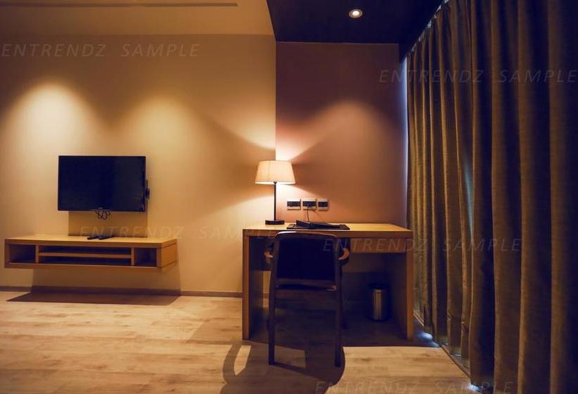 Hotel Charan Plaza 3