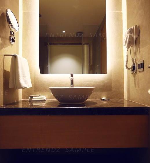 Hotel Charan Plaza 5