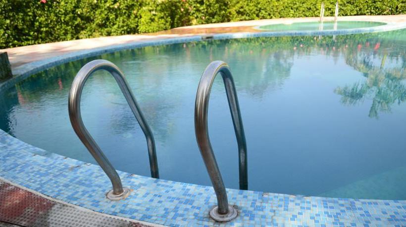 Corbett Crown Resort 12