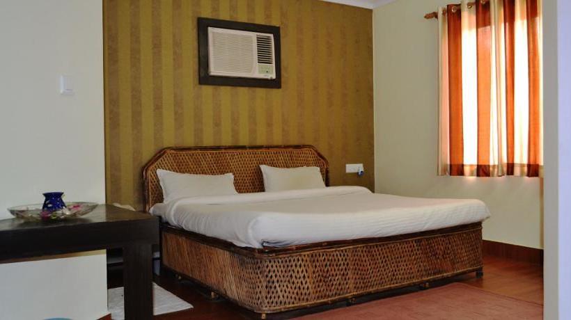 Corbett Crown Resort 7