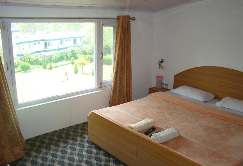 Resort International Jannat 7