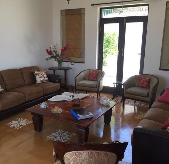 Bed and Breakfast Kokum Tree 10