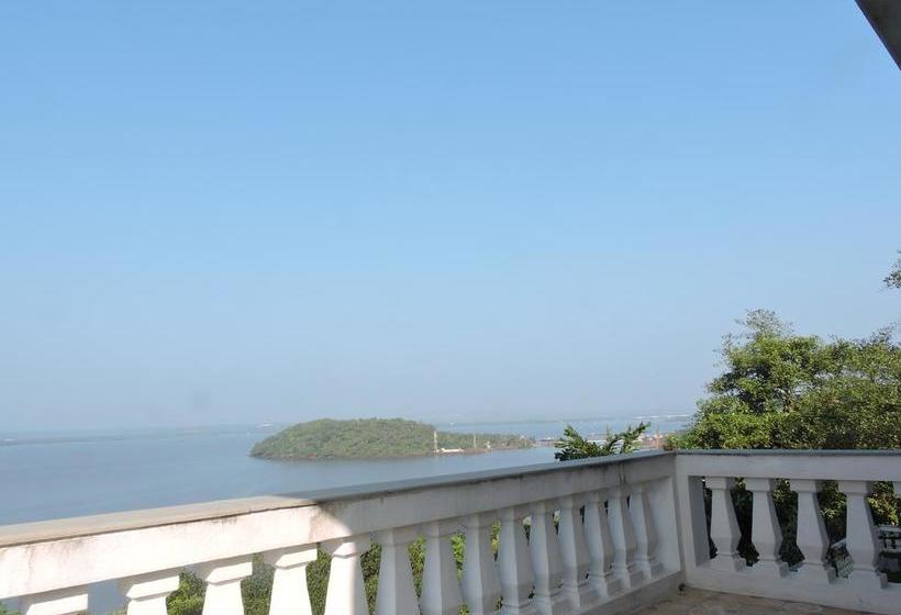 Bed and Breakfast Kokum Tree 8