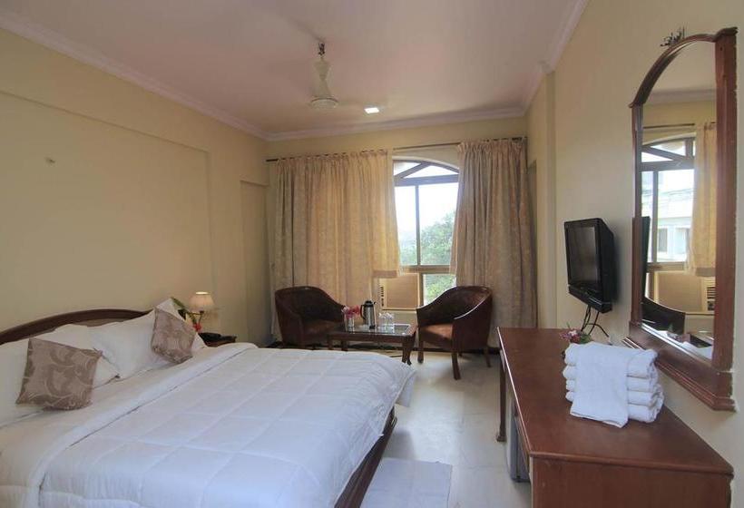 Starihotels Bus Stand Road Lonavala 7