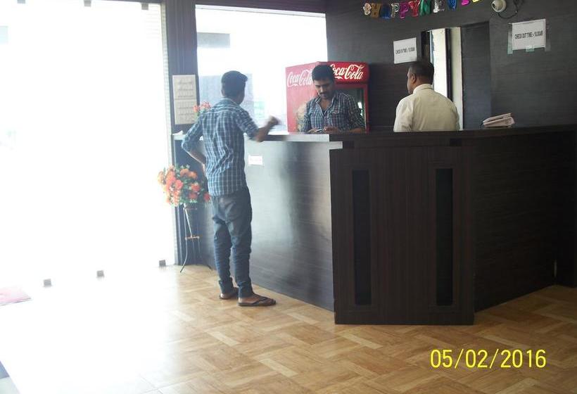 Starihotels Toll Plaza Lonavala 12