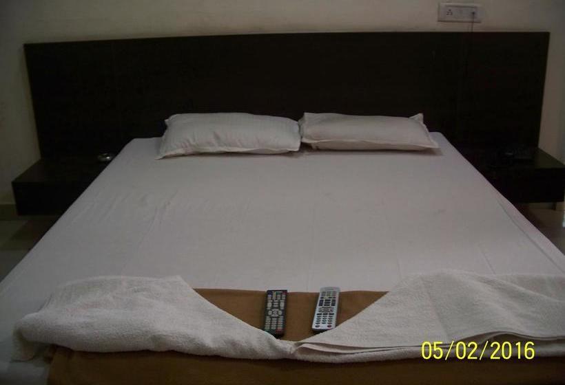 Starihotels Toll Plaza Lonavala 4