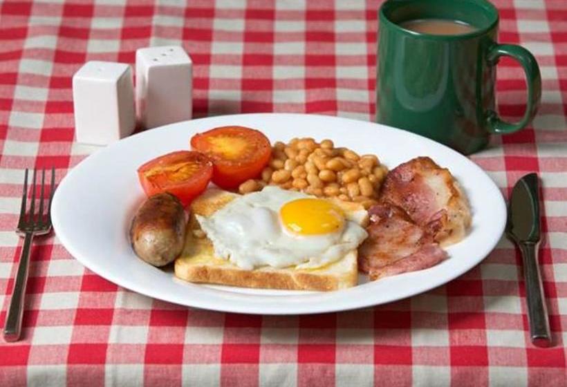 Hotel Whitemushroomkasauli 6