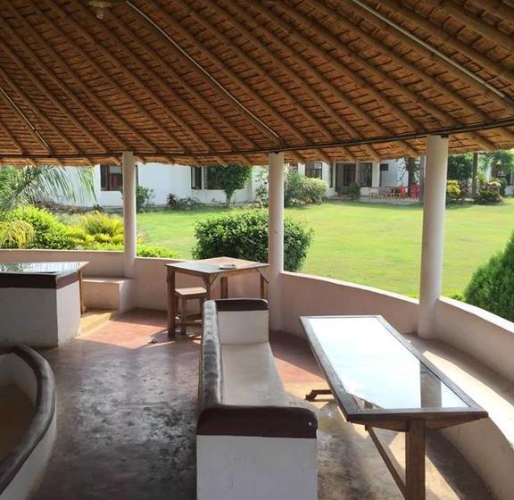 Soho Corbett Resort 12