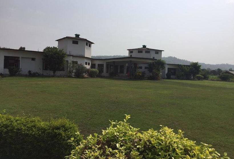 Soho Corbett Resort 3