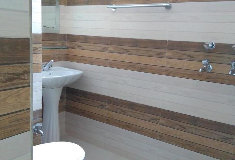 Hostel Sharma Boys Pg