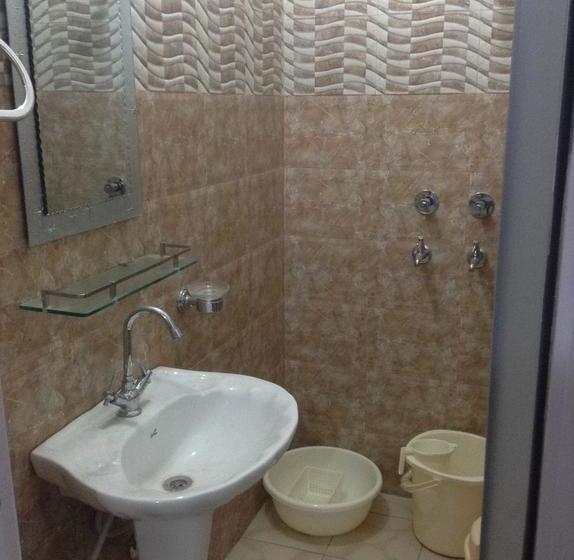 Hostel Sharma Boys Pg 11