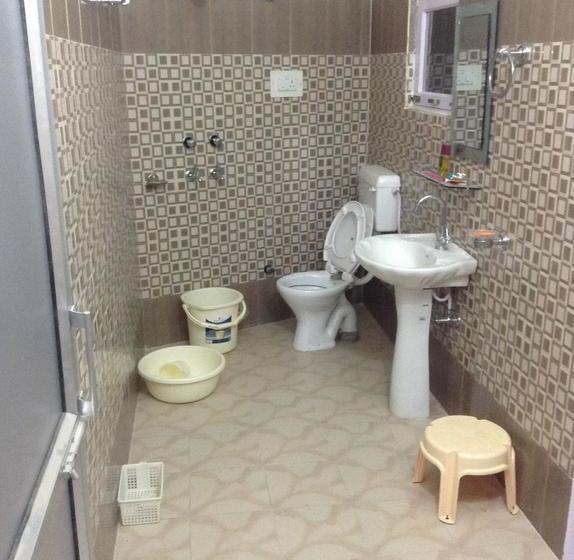 Hostel Sharma Boys Pg 12