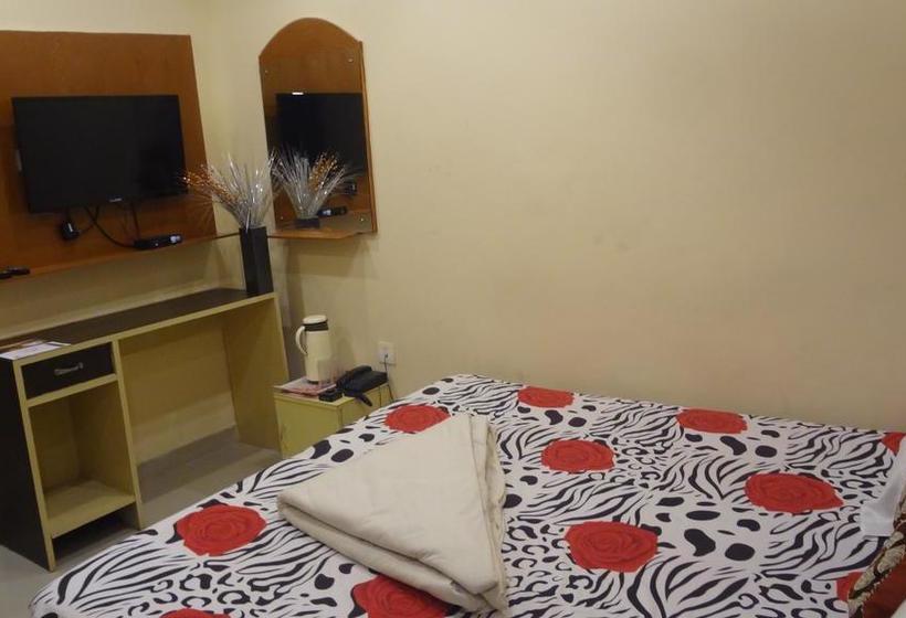 Hôtel Rattans Regency 4