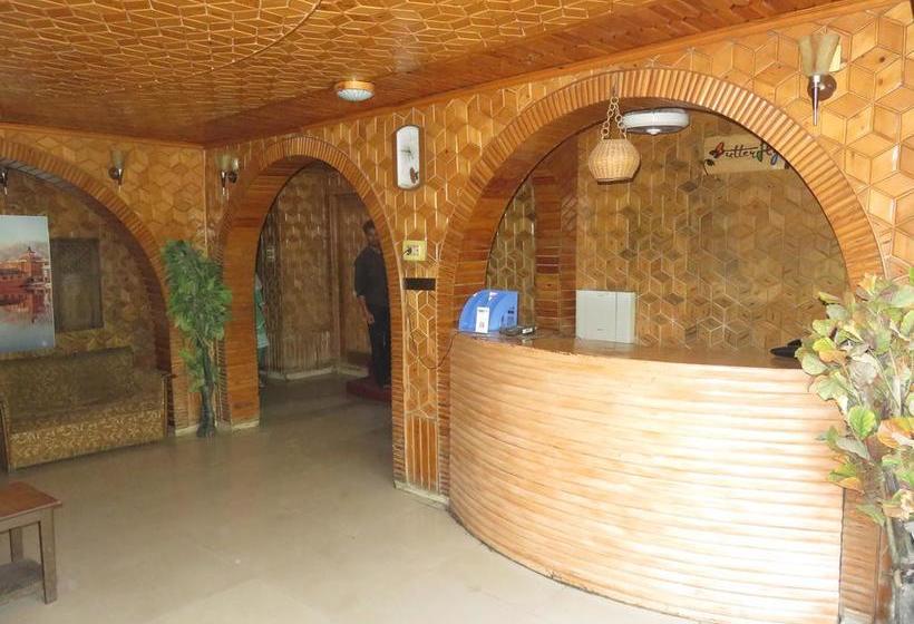 Hotel Butterfly Jammu y Cachemira