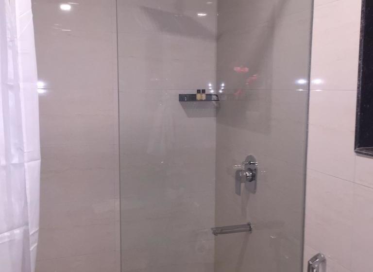 The Avr Hotels And Banquets 11